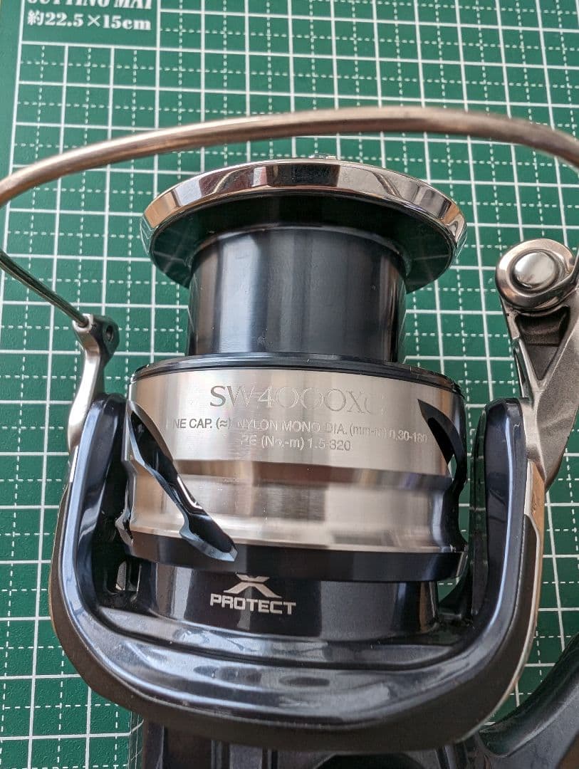 21ツインパワーsw4000XG 箱、説明書、リールバンド、オイル　付属品完備