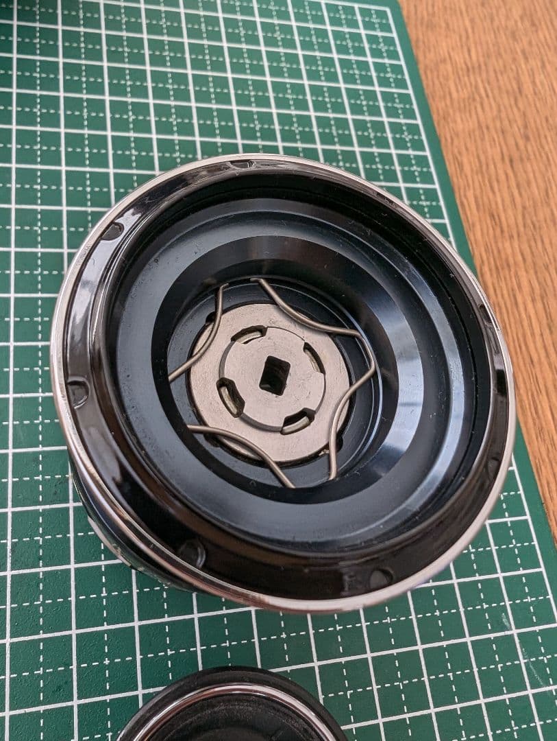 21ツインパワーsw4000XG 箱、説明書、リールバンド、オイル　付属品完備