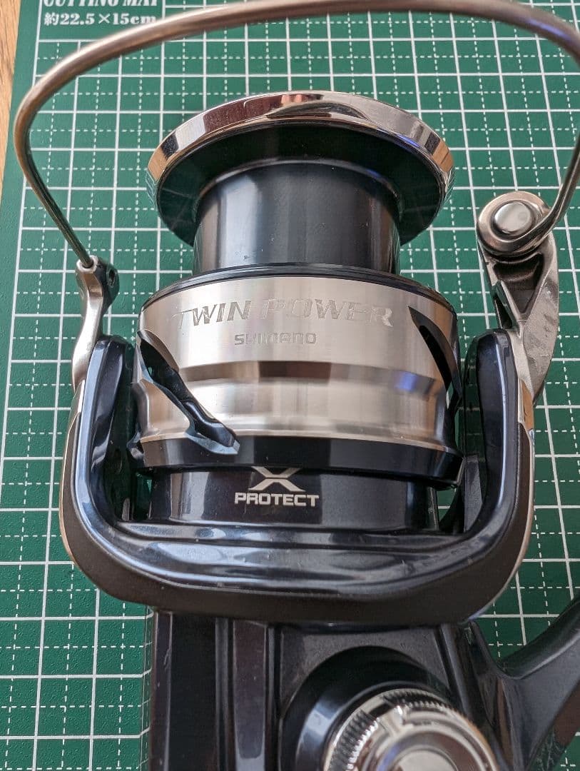 21ツインパワーsw4000XG 箱、説明書、リールバンド、オイル　付属品完備