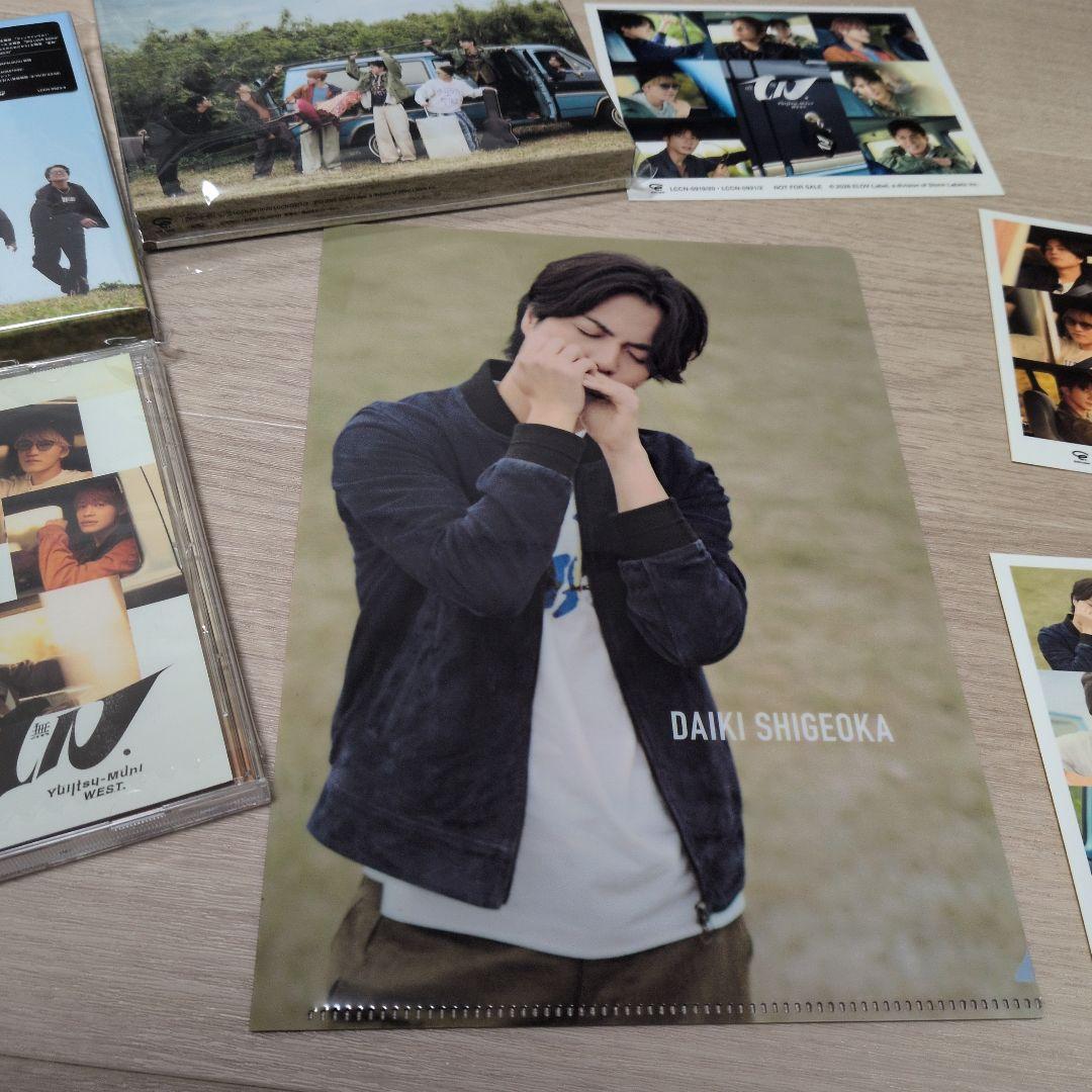 WEST. 唯一無二 3形態(Blu-ray) ステッカー、クリアファイル付