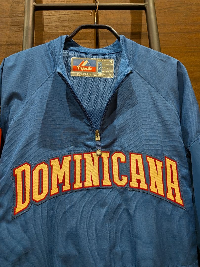 Majestic製　ナイロンプルオーバー