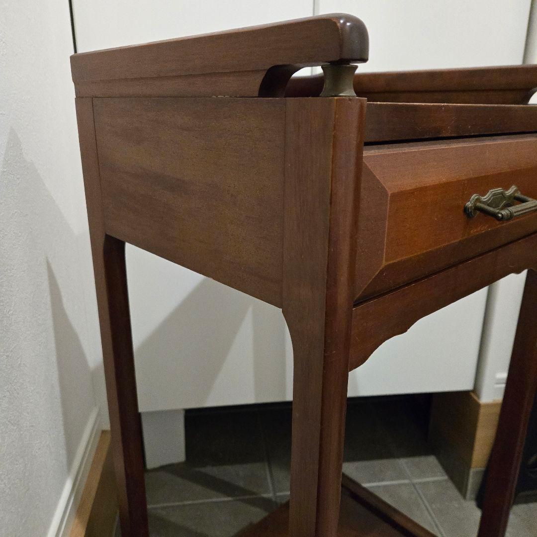 レトロ コイズミの木製コンソールテーブル