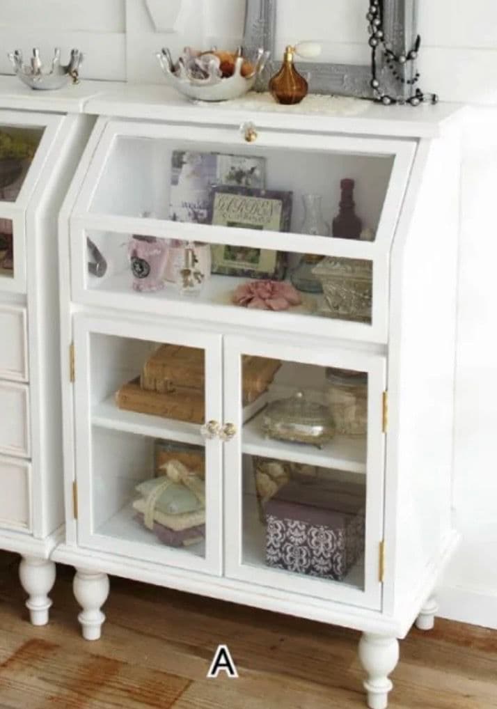 【中古】姫系 ホワイト家具 透明窓つきキャビネット 完売品 アンティーク