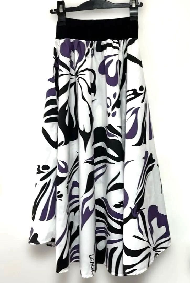 極美品‼️フラスカート2通り(胸で、ウエストで)着れる、プリント部分70〜83cm