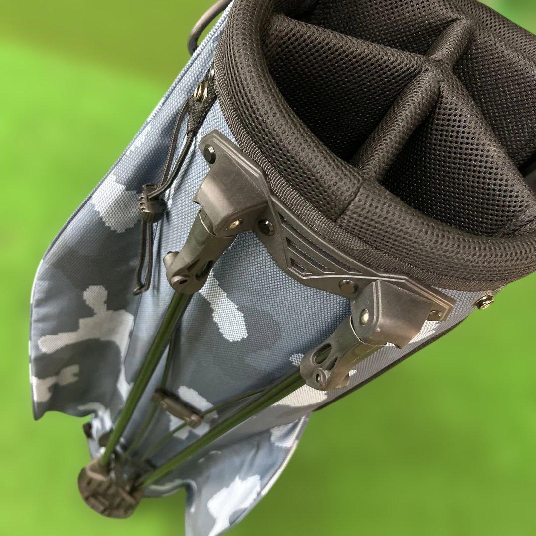 オークリーゴルフ　キャディバッグ　スタンド式