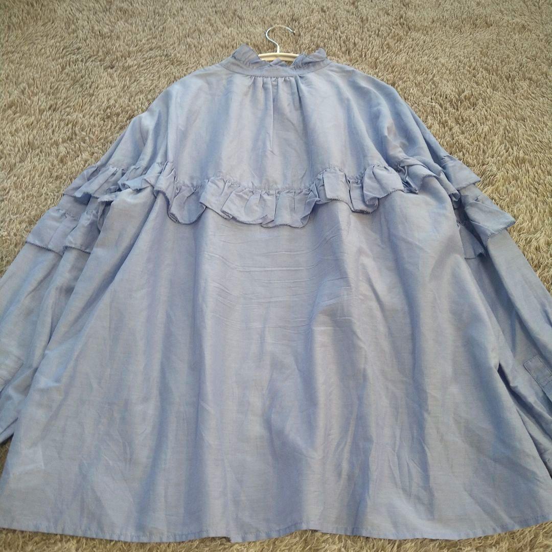 スピックアンドスパン コットンシルクティアードフリルスリーブブラウス シャツ 青