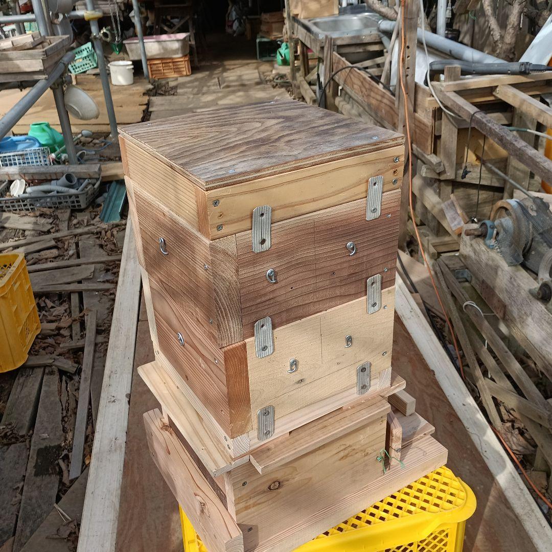 日本蜜蜂巣箱 1式