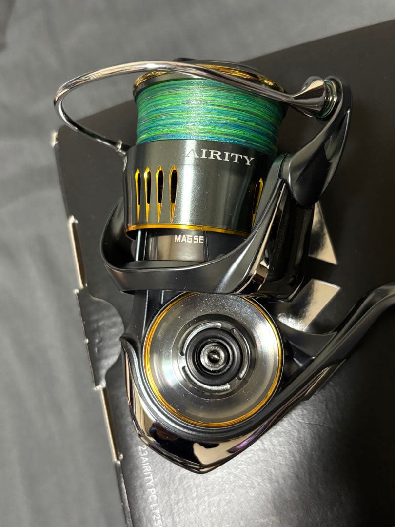 ダイワ 23エアリティ PC LT2500-H