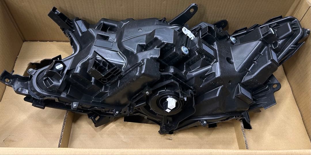 40アルファード　ヘッドライト　運転席側