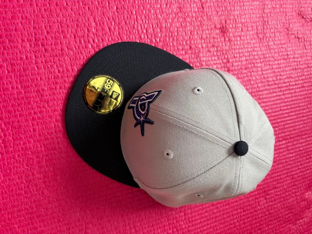 再値下！横浜DeNAベイスターズ交流戦オーセンティックキャップVISITOR