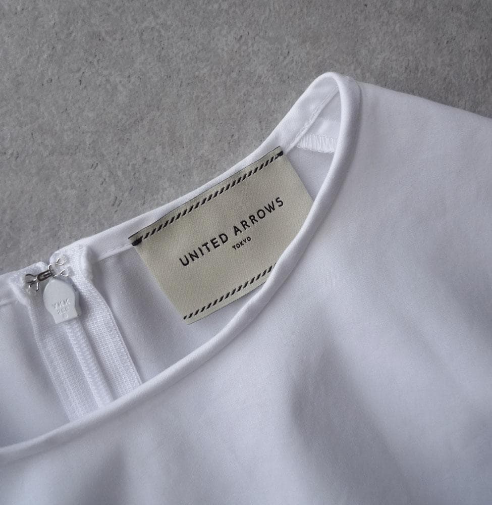 美品 ユナイテッドアローズ TOKYO 2万 フレアスリーブ ブラウス ホワイト