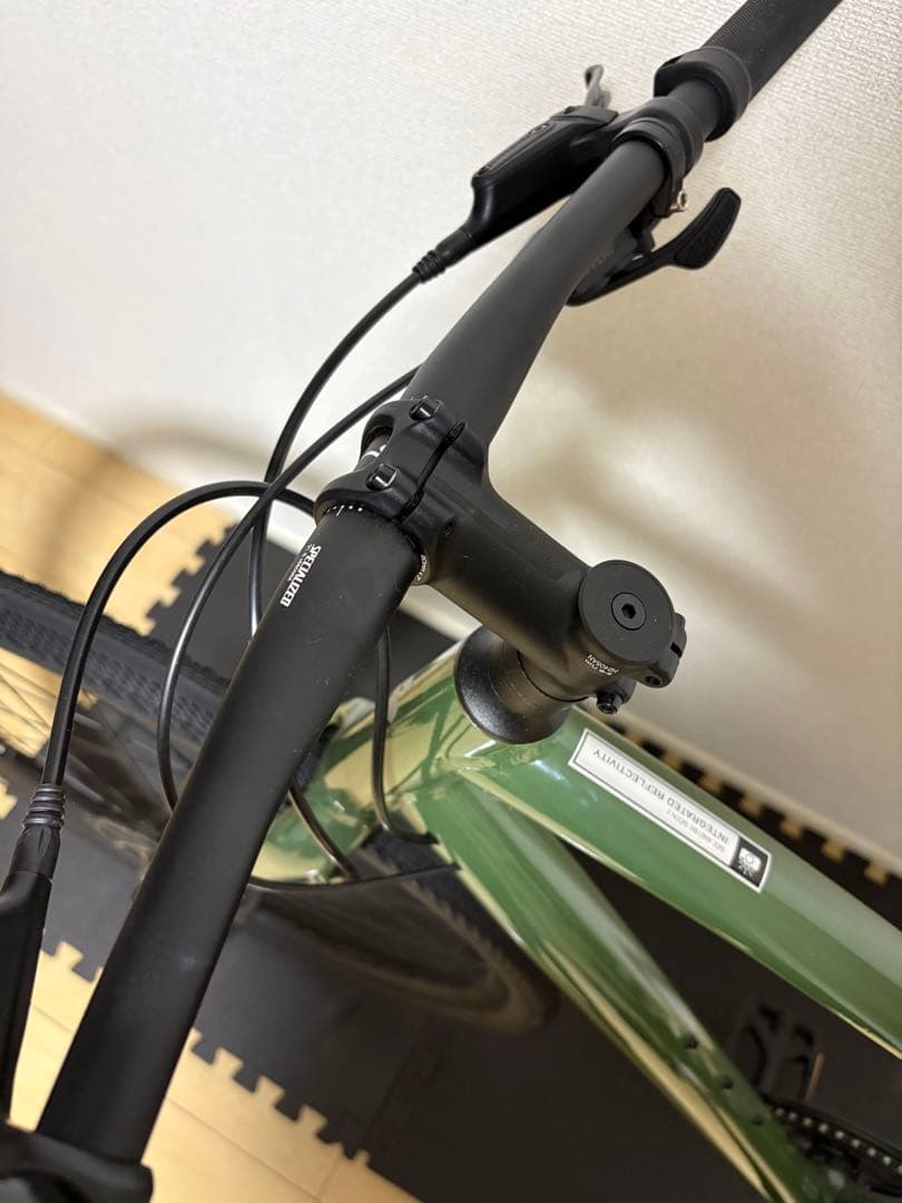 Specialized クロスバイク SIRRUS X 3.0 M 2025年