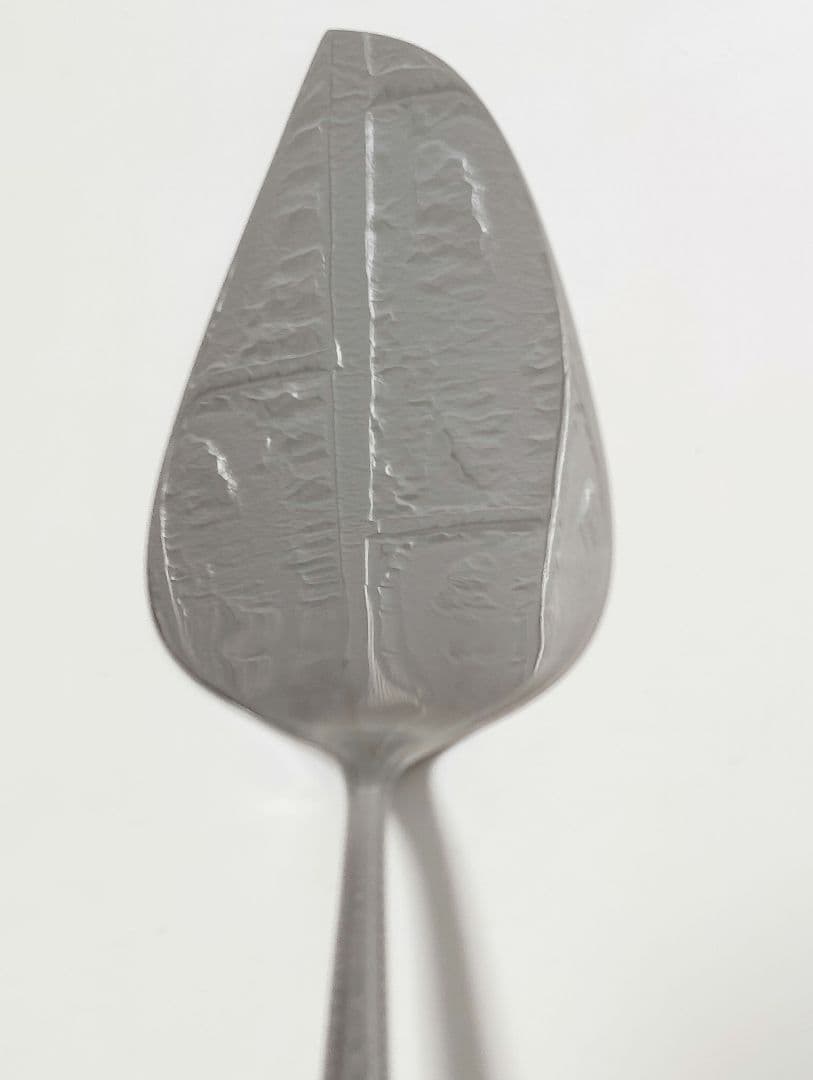 ラッキーウッド　ディナーナイフとティースプーン・フォーク　各5本とケーキサーバー