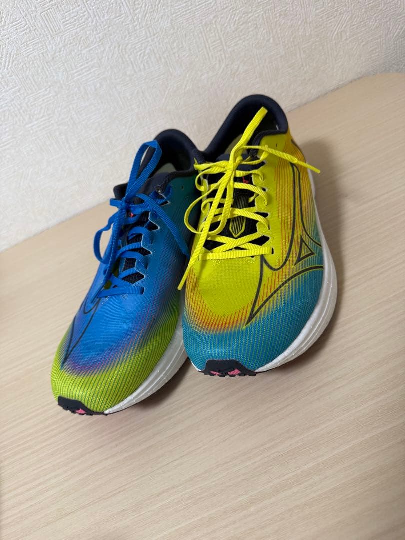 ミズノ　ランニングシューズ　トレーニングシューズ　ブルー×イエロー　27