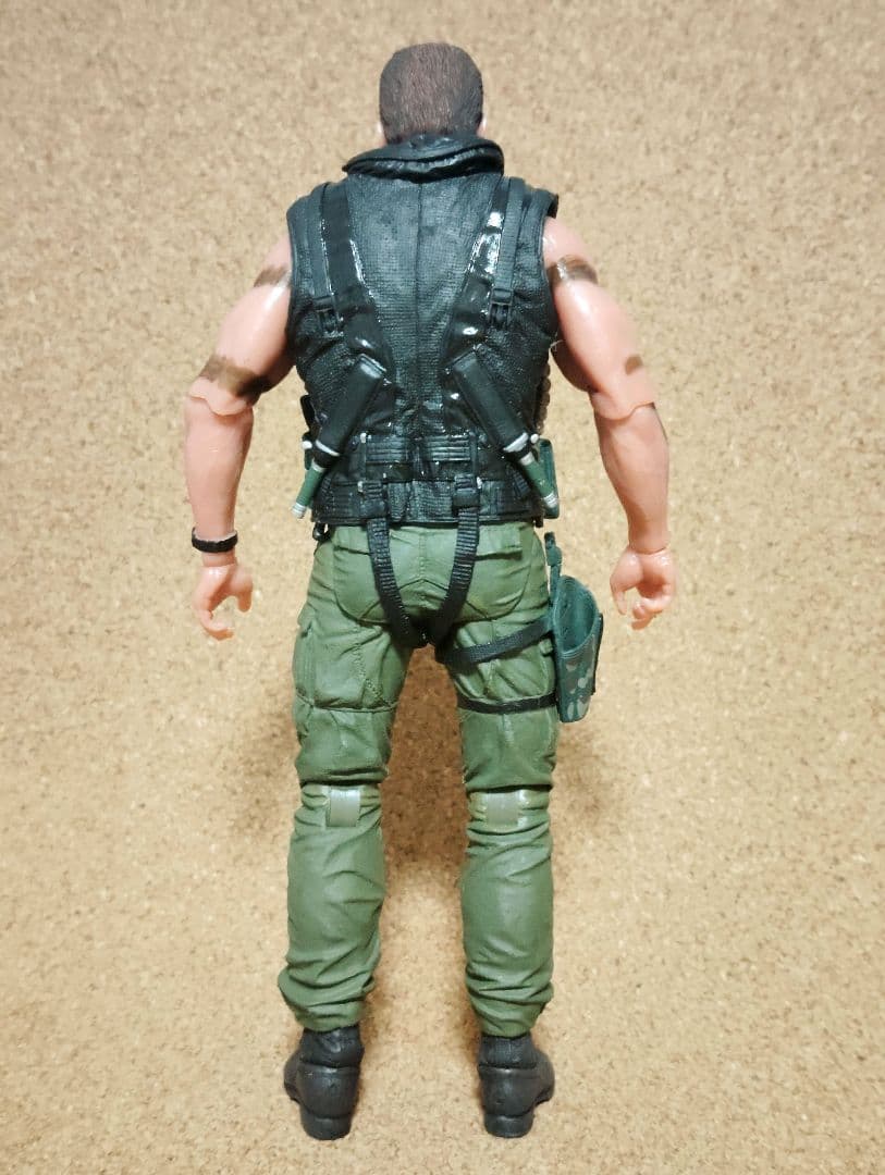 SF・ファンタジー・ホラー 15.NECA/COMMANDO 30TH ANNIVERSARY