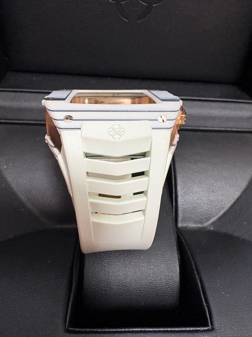 ゴールデンコンセプトRSC-44 ホワイト