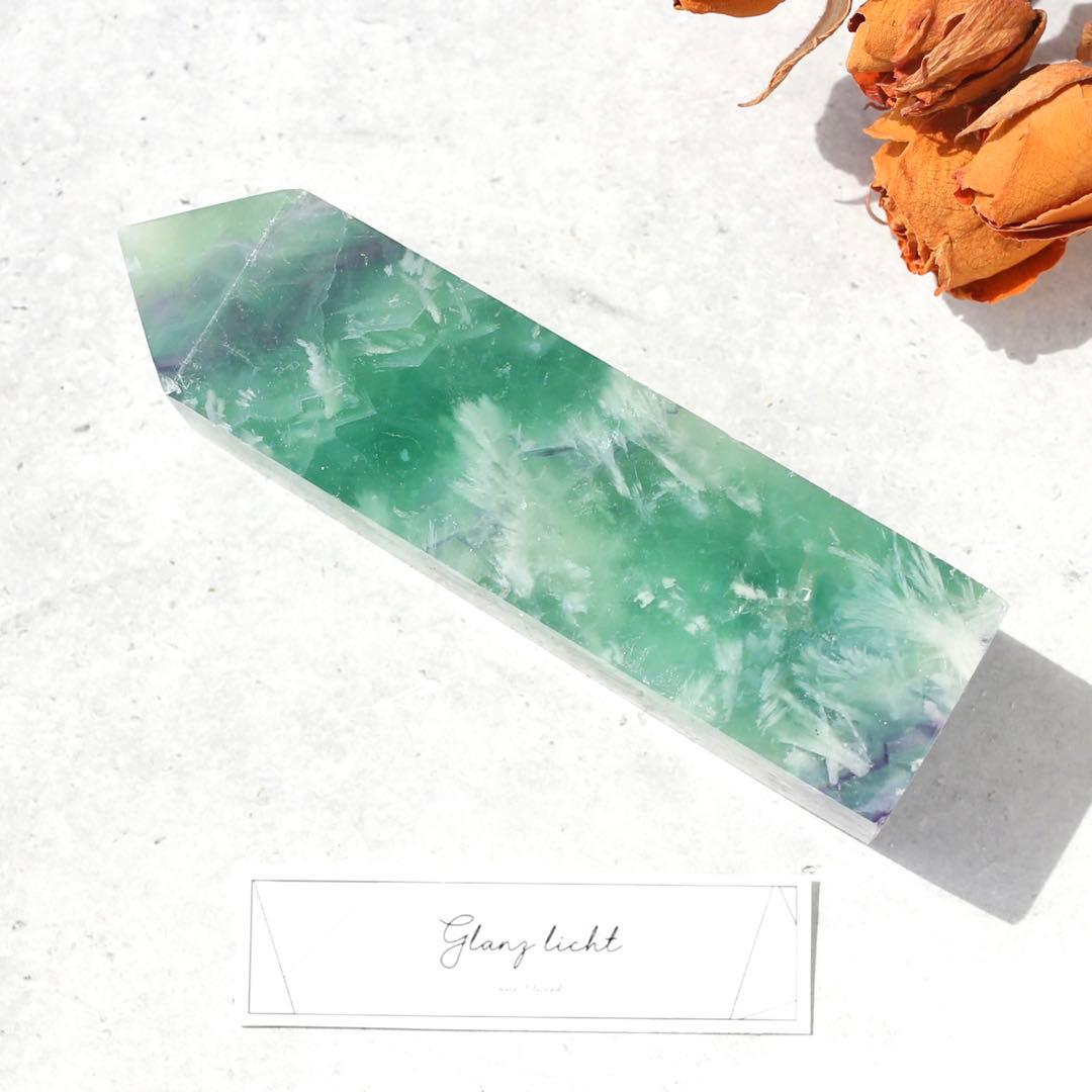 エンジェルフェザーフローライト ポイント タワー 天然石 蛍石 希少 鉱物