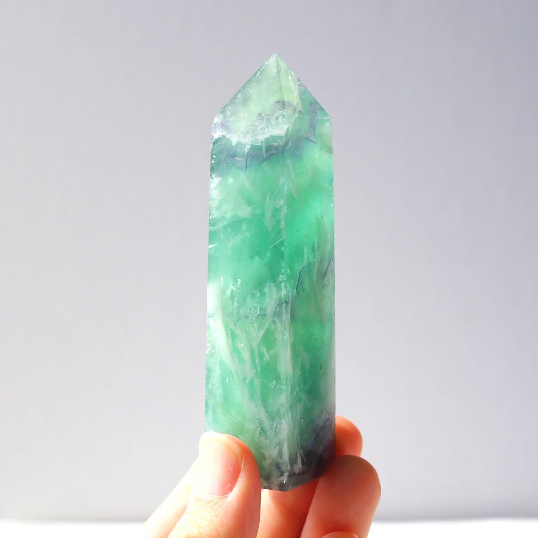 エンジェルフェザーフローライト ポイント タワー 天然石 蛍石 希少 鉱物