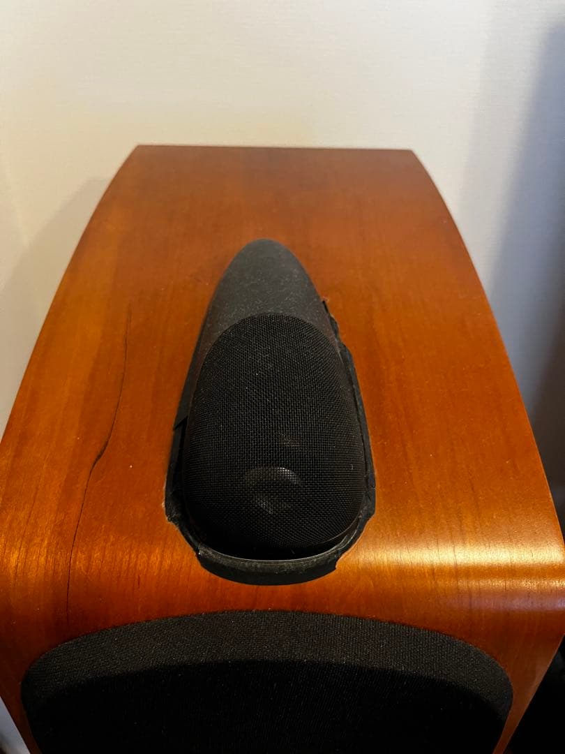 B&W Bowers & Wilkins バウワースアンドウィルキンス 703