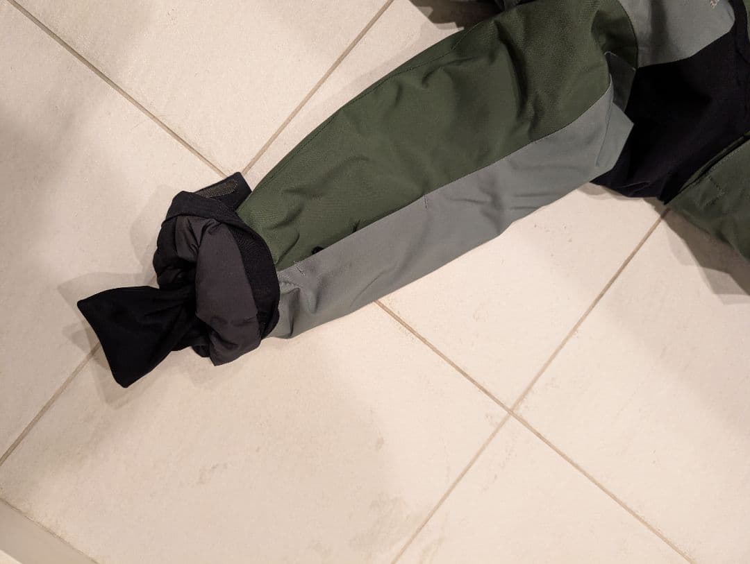 Peak Performance ピークパフォーマンス スキーウェア 上下140