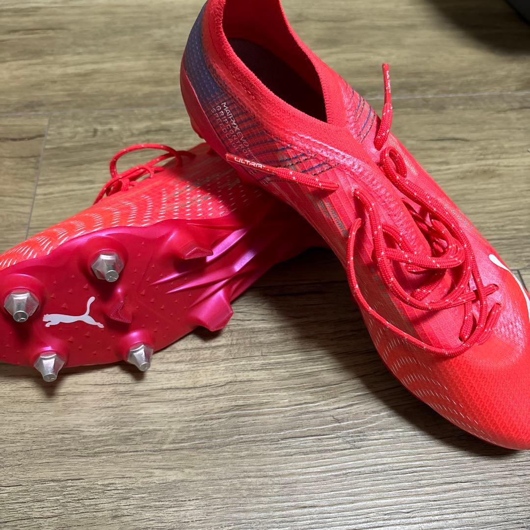 サッカースパイクPUMA