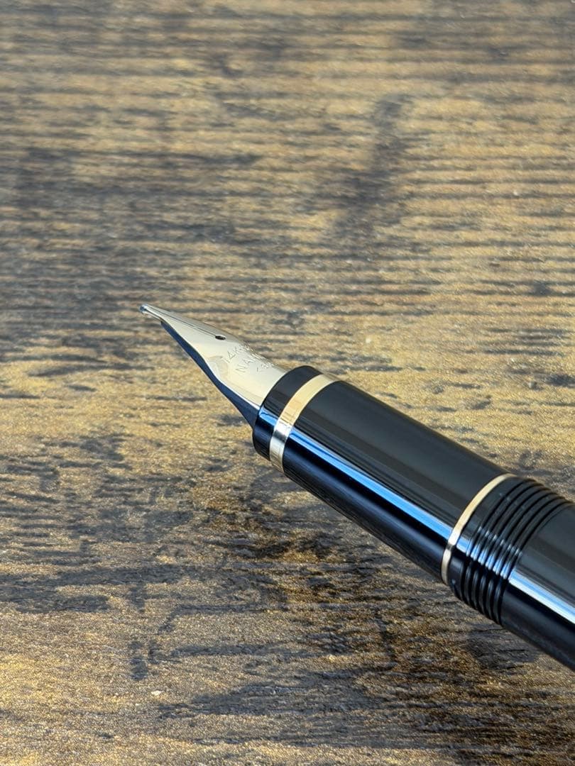 新品未使用　2012年製　ナミキ　SB 太軟字　パイロット　万年筆　14金