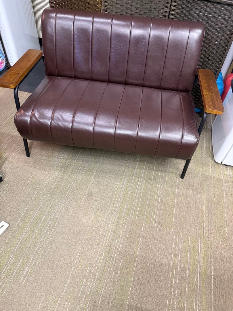 【美品】ニトリ　2人用合皮ソファ　(Nシールド ステイン2KD DBR)