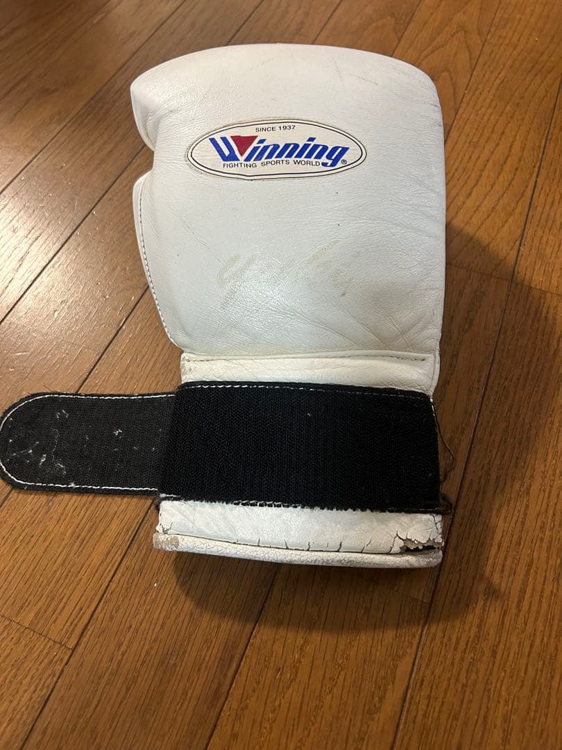 Winning ボクシンググローブ ホワイト　16オンス
