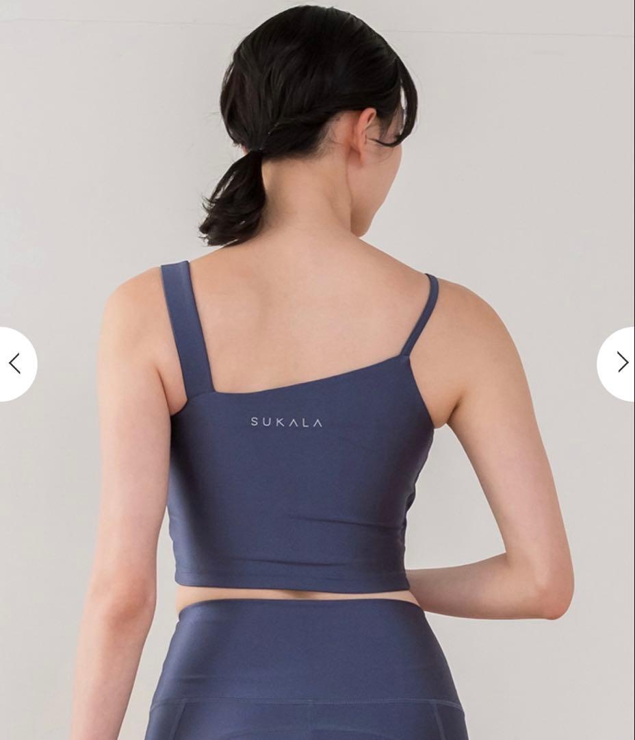 SUKALA シャインストレッチアシンメトリー トップス