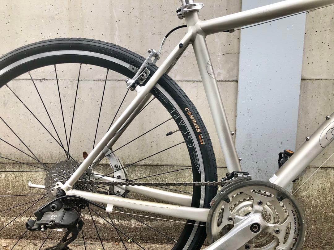 【整備済・美品】GIANT ESCAPE R3 24速　クロスバイク CT500