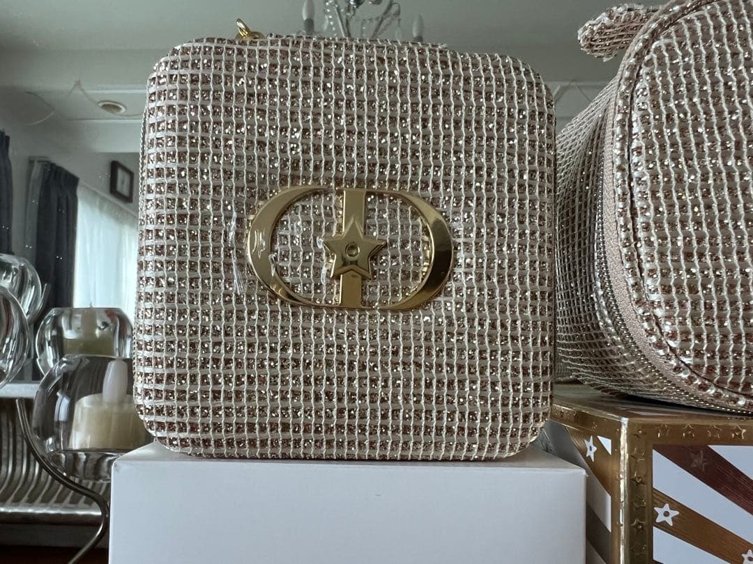 りってぃ　DIORクリスマスコフレ　ポーチ、ジュエリーケース　2025年