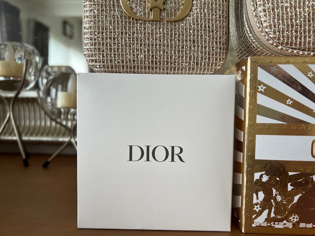 りってぃ　DIORクリスマスコフレ　ポーチ、ジュエリーケース　2025年