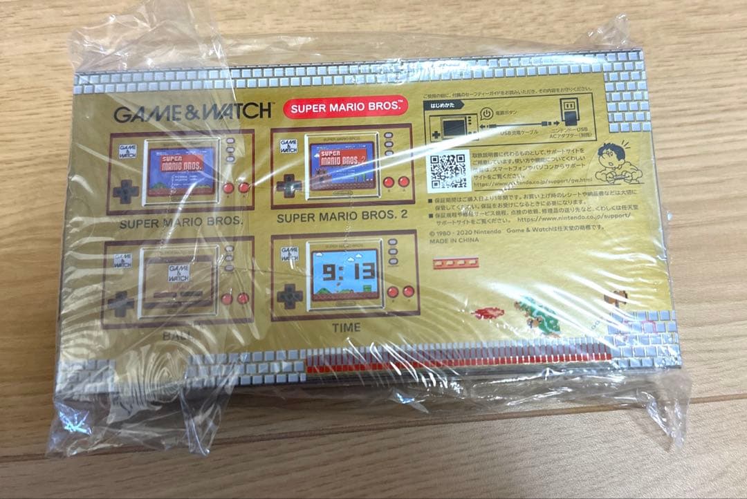 【新品•未開封品】ゲーム＆ウオッチ スーパーマリオブラザーズ　限定　ピンバッジ付