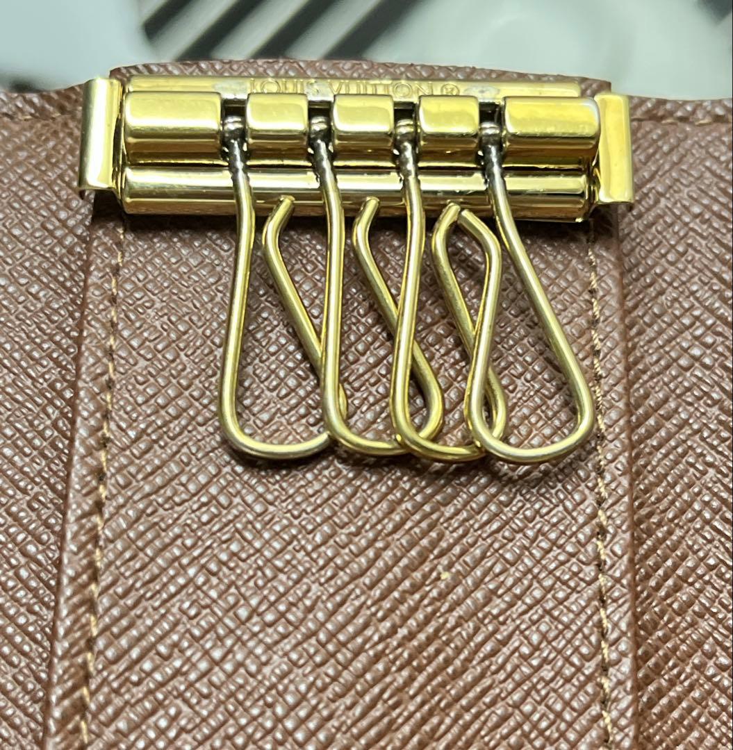 LOUIS VUITTON（ルイ・ヴィトン） モノグラム 4連キーケース