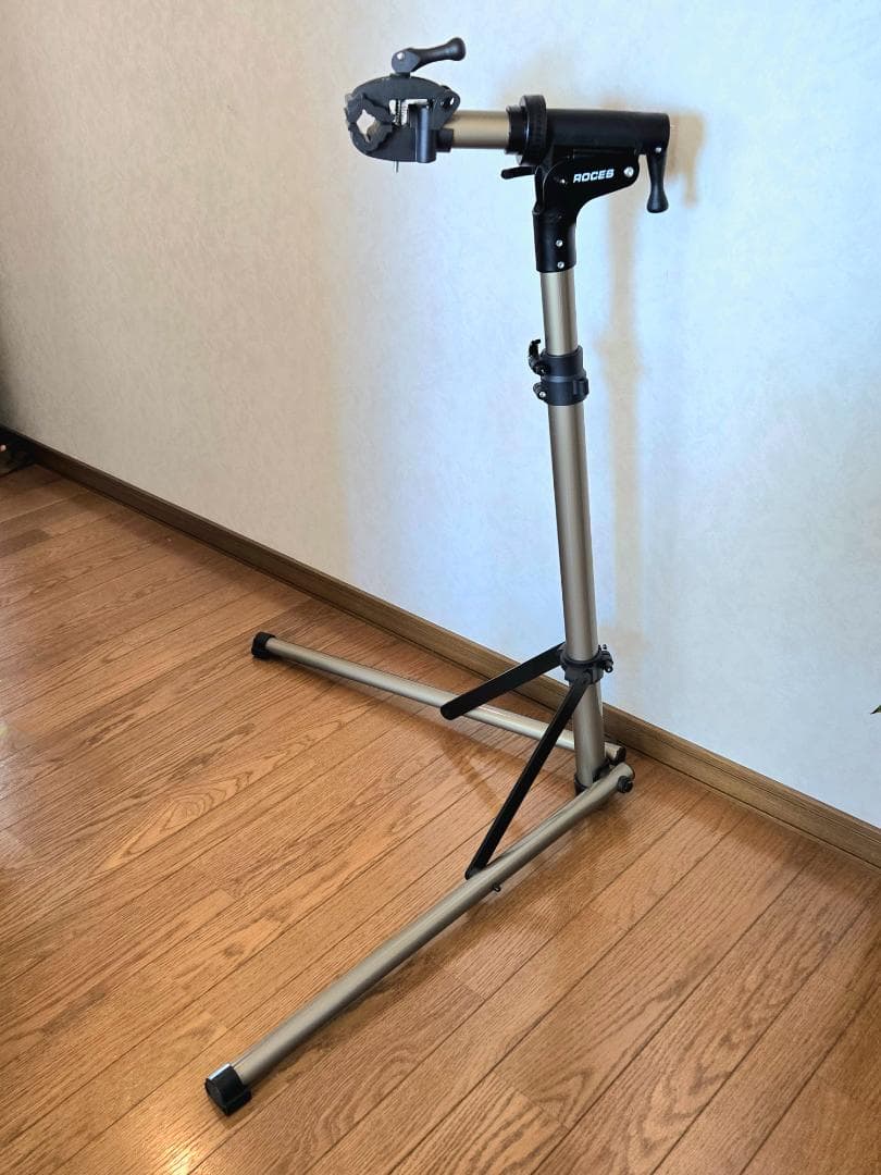 【新品未使用】 自転車 メンテナンススタンド　ワークスタンド 軽量 折り畳み