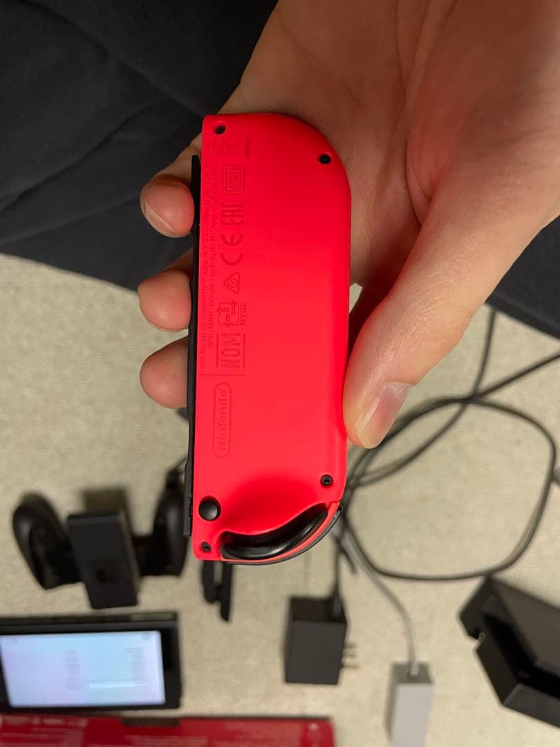 ニンテンドーswitch 本体　保護フィルムSDカード付き