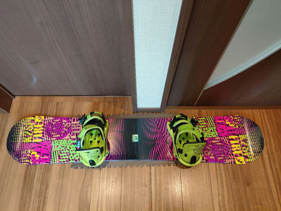 名機【送料無料】K2 142 学生・レディース スノーボードセット！即ノリ❗❗