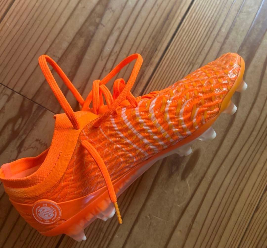 【売り切り価格】アンダーアーマー マグネティコ エリート 5 FG