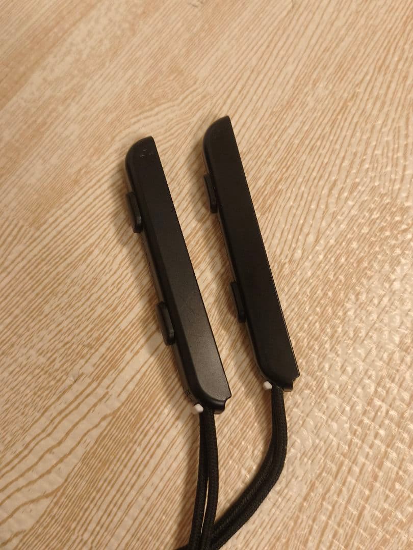 【おまけ多数】Nintendo Switchネオンブルー・ネオンレッドKABAA