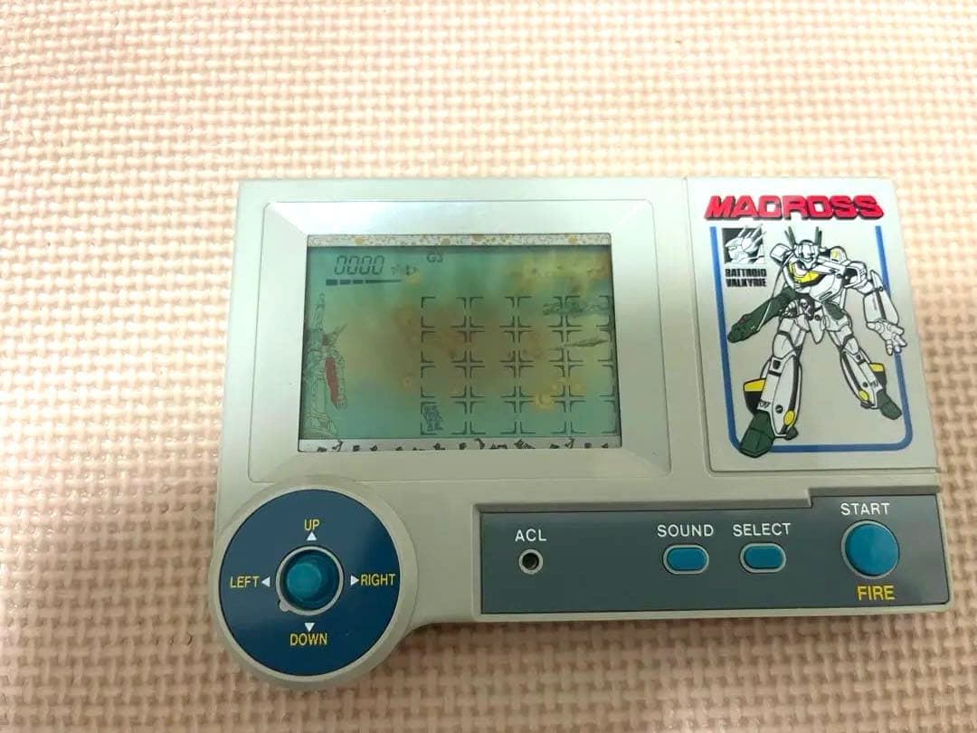 希少品　超時空要塞マクロス スペースファイト　ゲームウォッチ