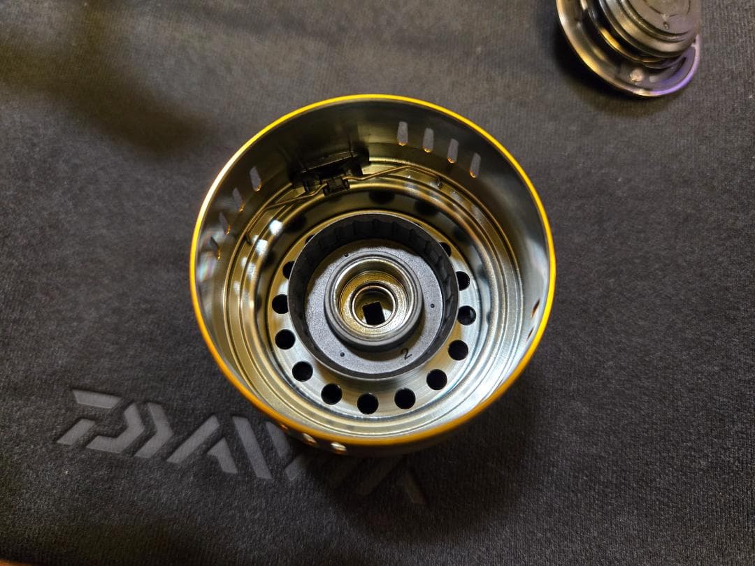 ダイワ DAIWA 23エアリティー LT2500S 25年10月新品購入品