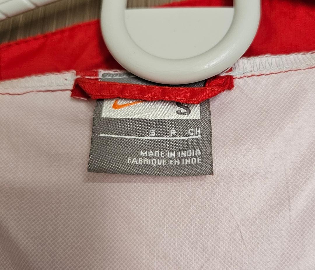 ナイキ マンチェスターユナイテッド レインジャケットS