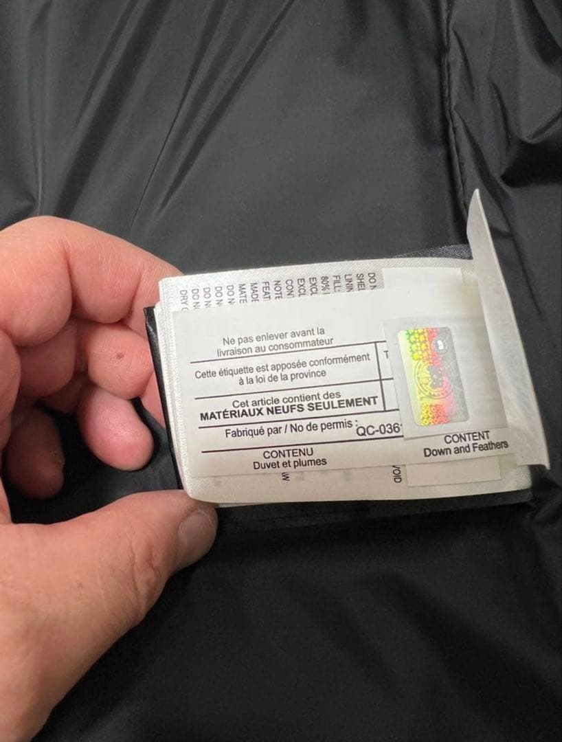 カナダグース　ダウンベストＳサイズ 4151M S