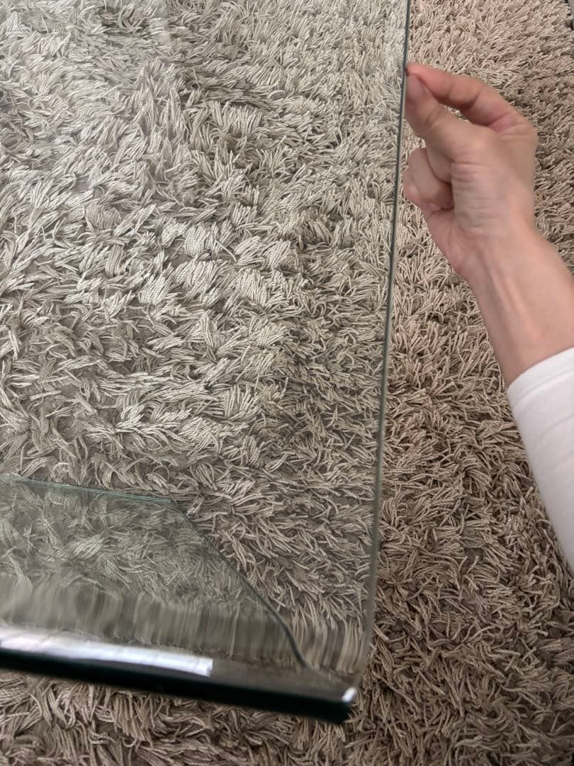 【キズあり・BoConcept】シンプルな強化ガラス製・Adriaローテーブル