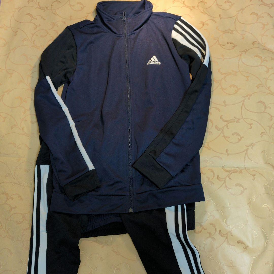 adidas ジャージ上下