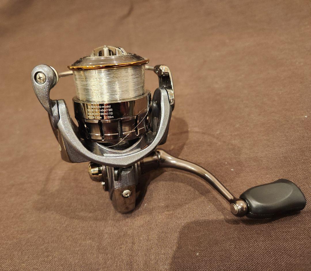 極美品　Daiwa LUVIAS 2506H スピニングリール ルビアス