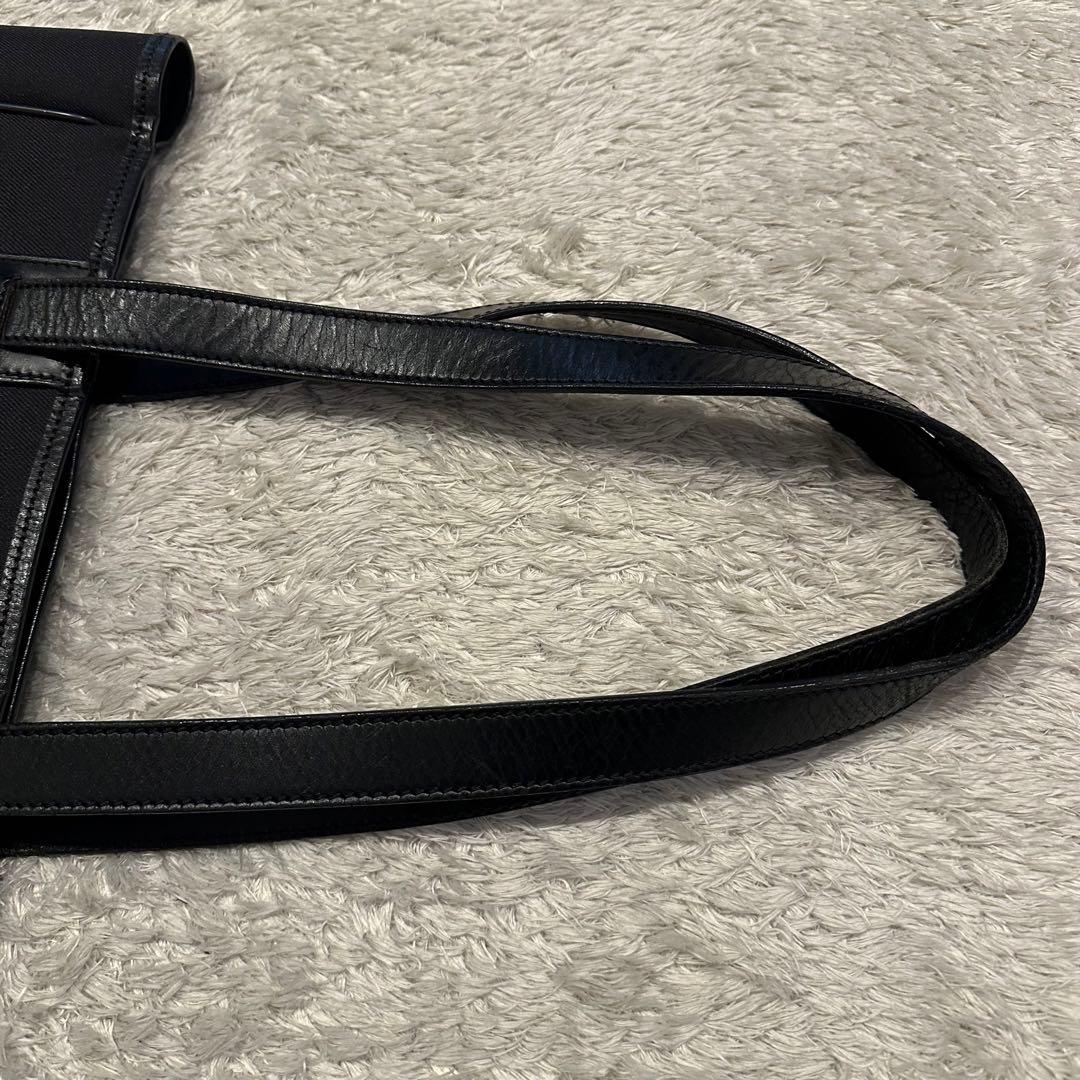 ハンティングワールド　トートバッグ　ハンドバッグ　A4 ビッグロゴ　黒　ブラック