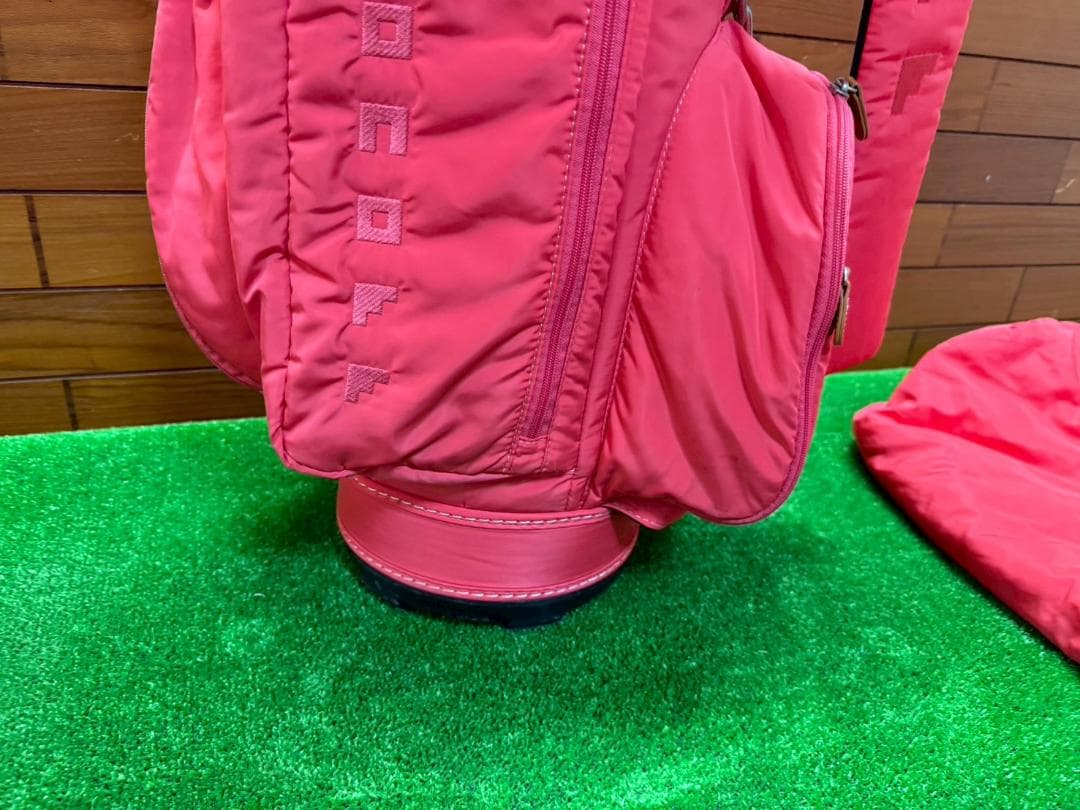 オノフ　ゴルフバッグ・キャディバッグ