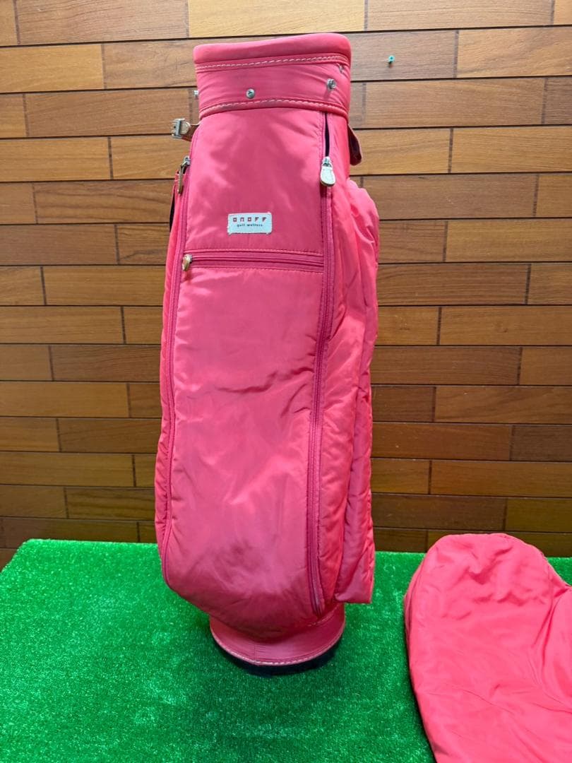 オノフ　ゴルフバッグ・キャディバッグ