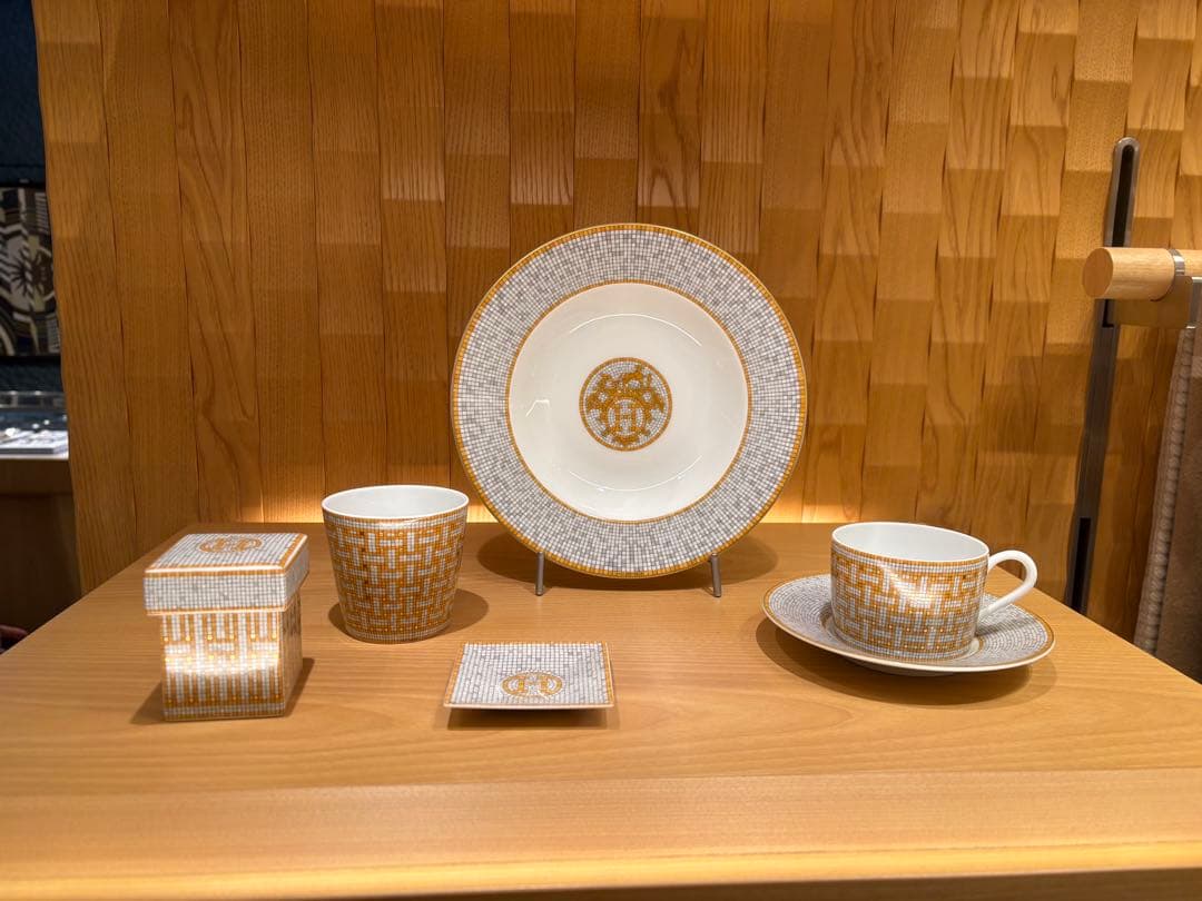 【最終価格】HERMES モザイク ヴァンキャトル 24 シュガーポッド未使用品